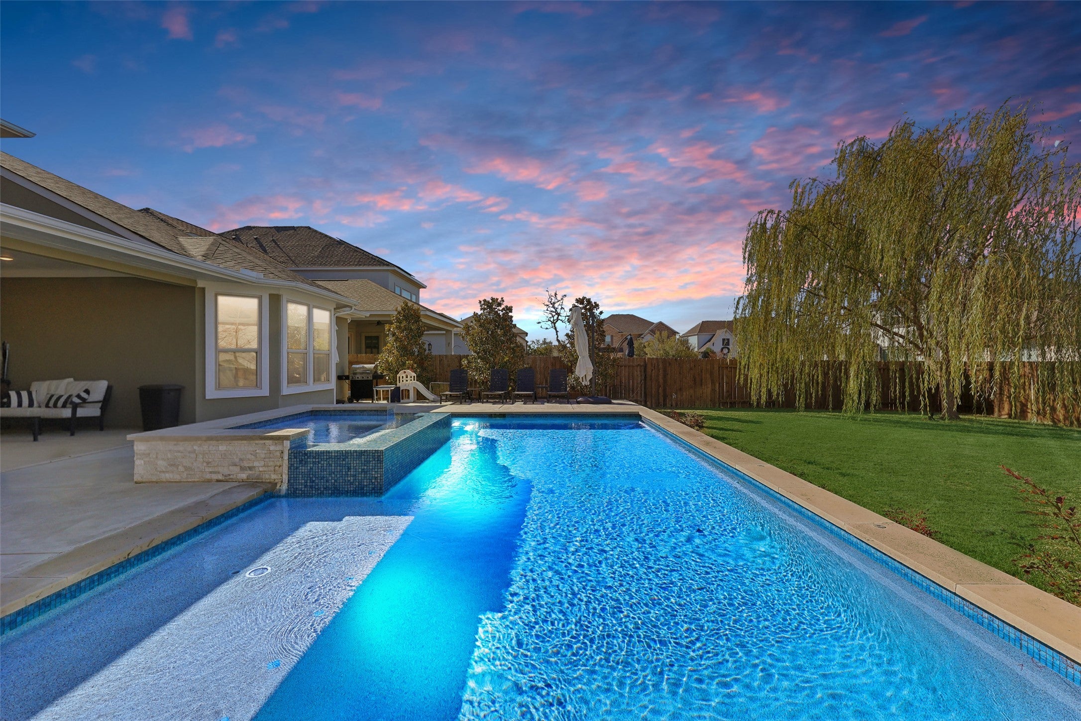 Photo of Listing #8043133