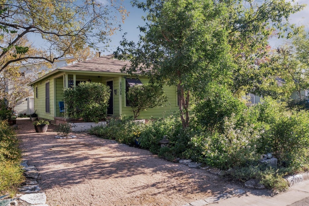 5205 Martin Avenue, Austin