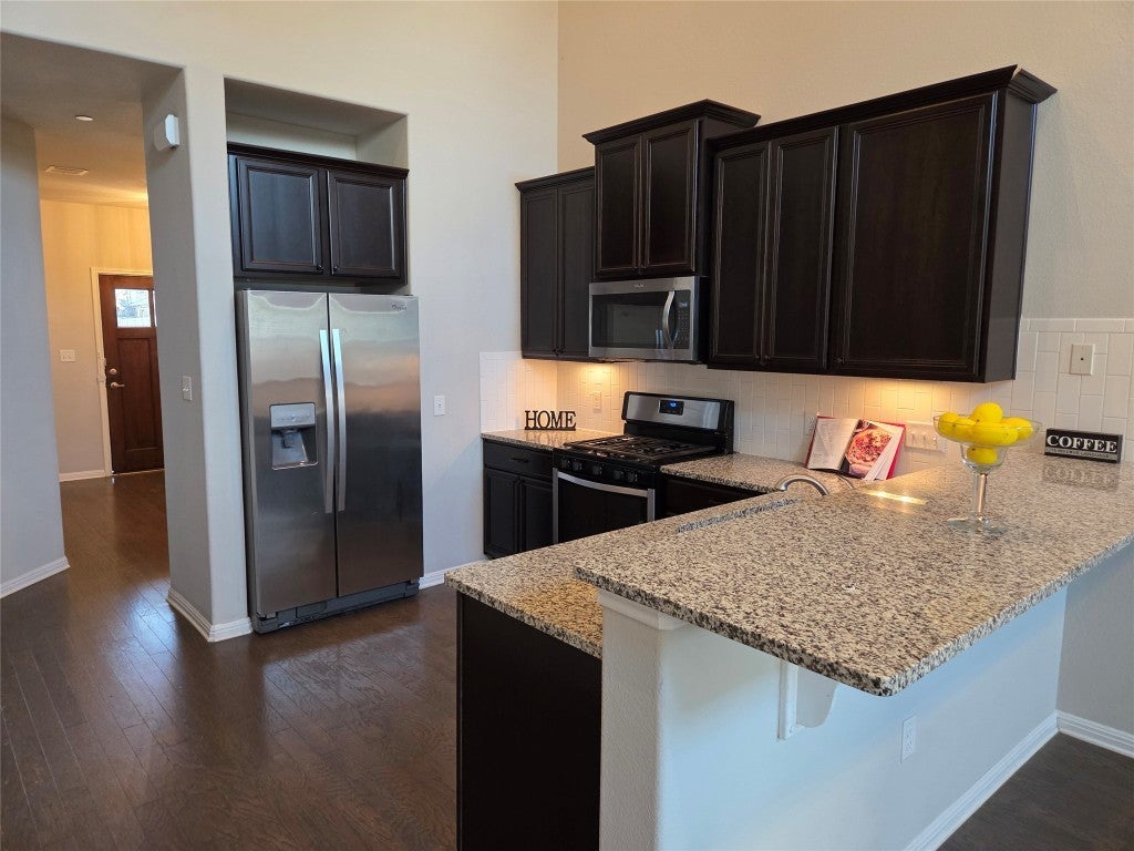 2304 S Lakeline Boulevard 452, Cedar Park