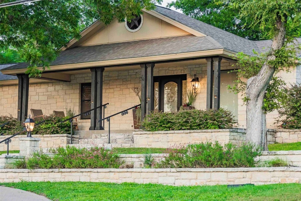 505 Avenue E, Marble Falls