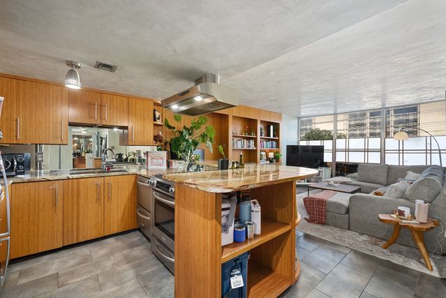 1800 Lavaca Street A-208, Austin
