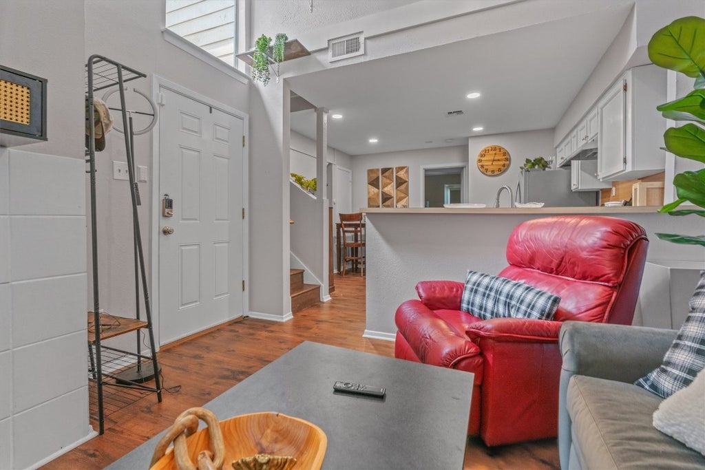 5608 Cougar Drive 226, Austin