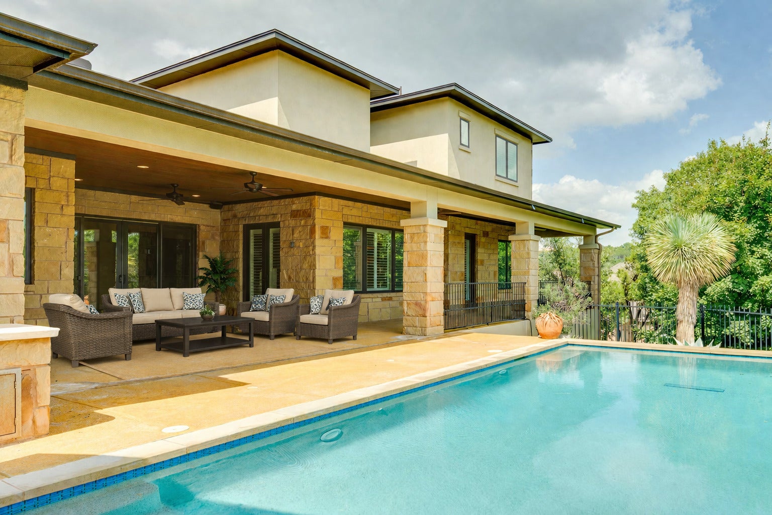 Photo of Listing #4468751