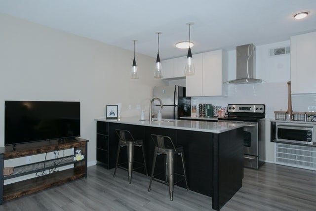 2302 East Side Drive 6, Austin