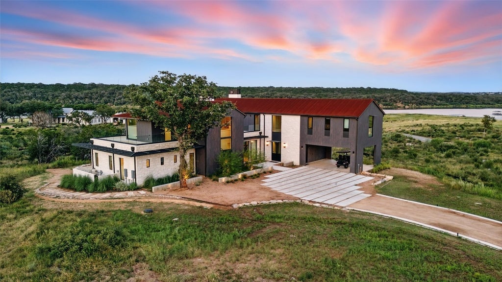 151 Creek Hollow Way, Spicewood