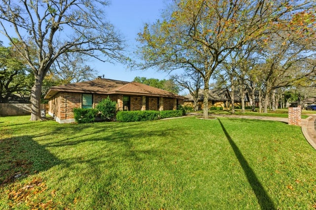 6906 Treaty Oak Circle, Austin