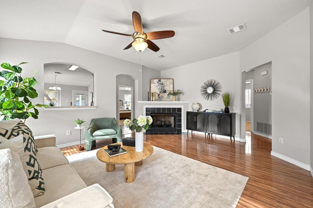 2901 Rainy River Drive, Leander