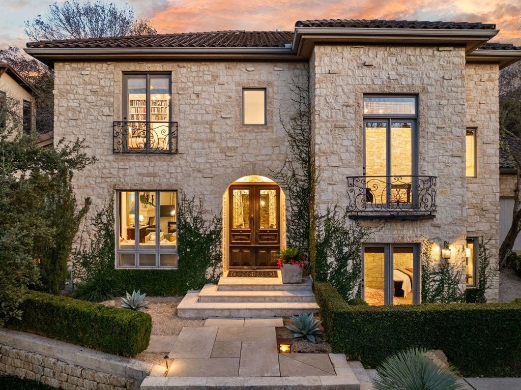 4407 Waterford Place, Austin