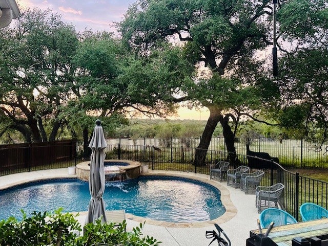 464 Monahans Drive, Georgetown