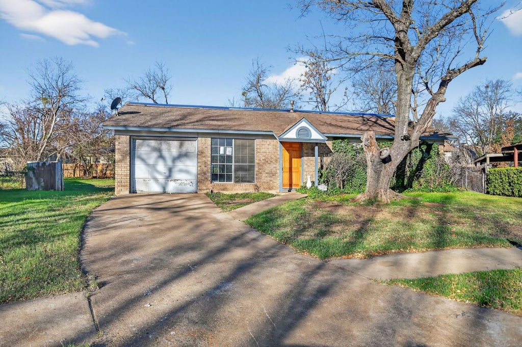 1705 Cherry Meadow Circle, Austin