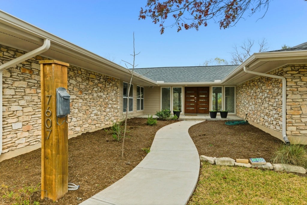 7607 Silverplume Circle, Austin