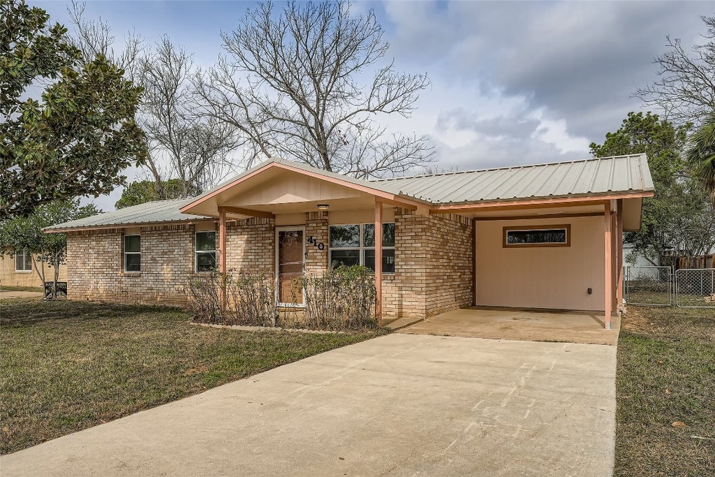 410 Magnolia Street, Bastrop