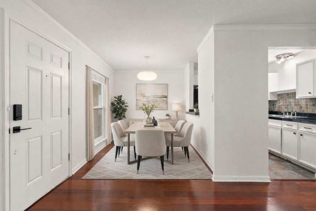 400 W 35th Street 210, Austin