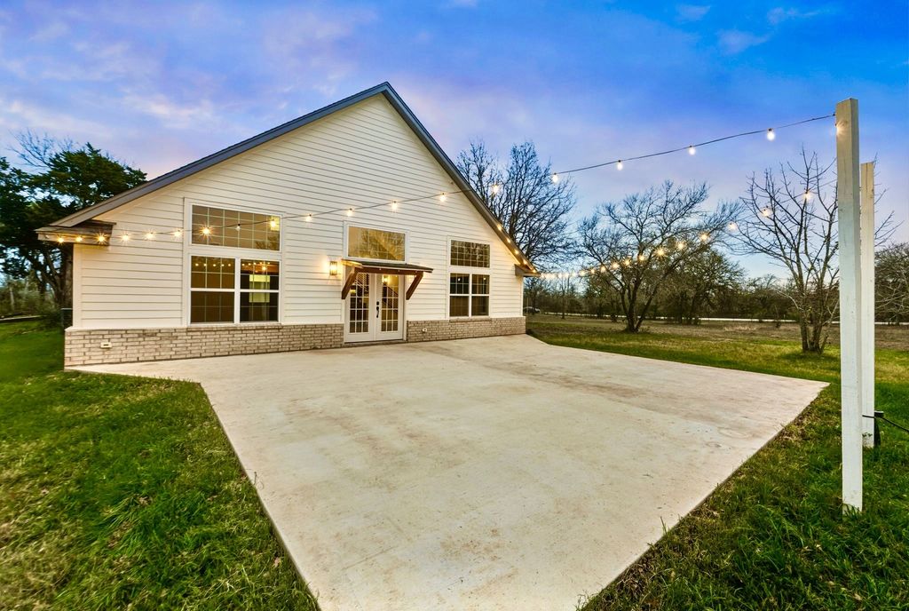 20808 Sandy Brown Lane, Webberville