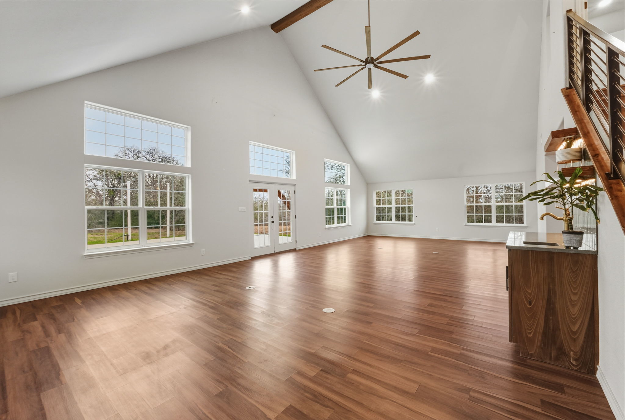 Photo of Listing #5853320