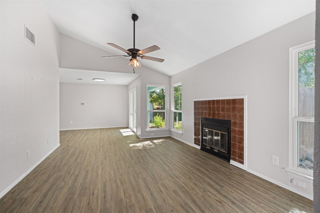 8615 Croydon Loop, Austin