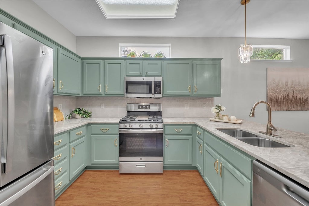 134 Whispering Wind Drive, Georgetown