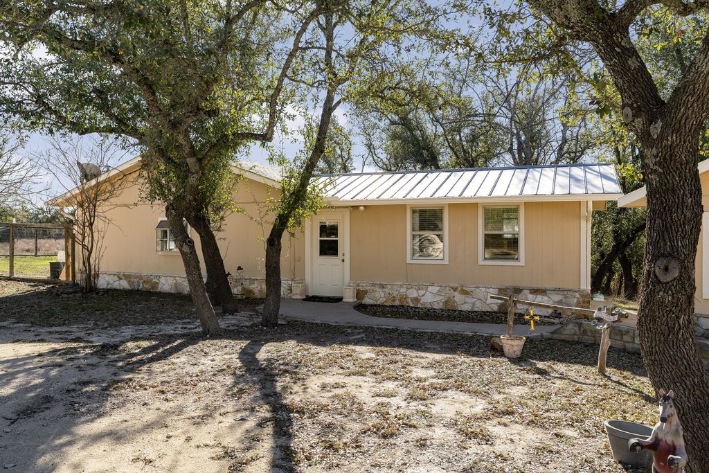 2058 Montell Road, Wimberley