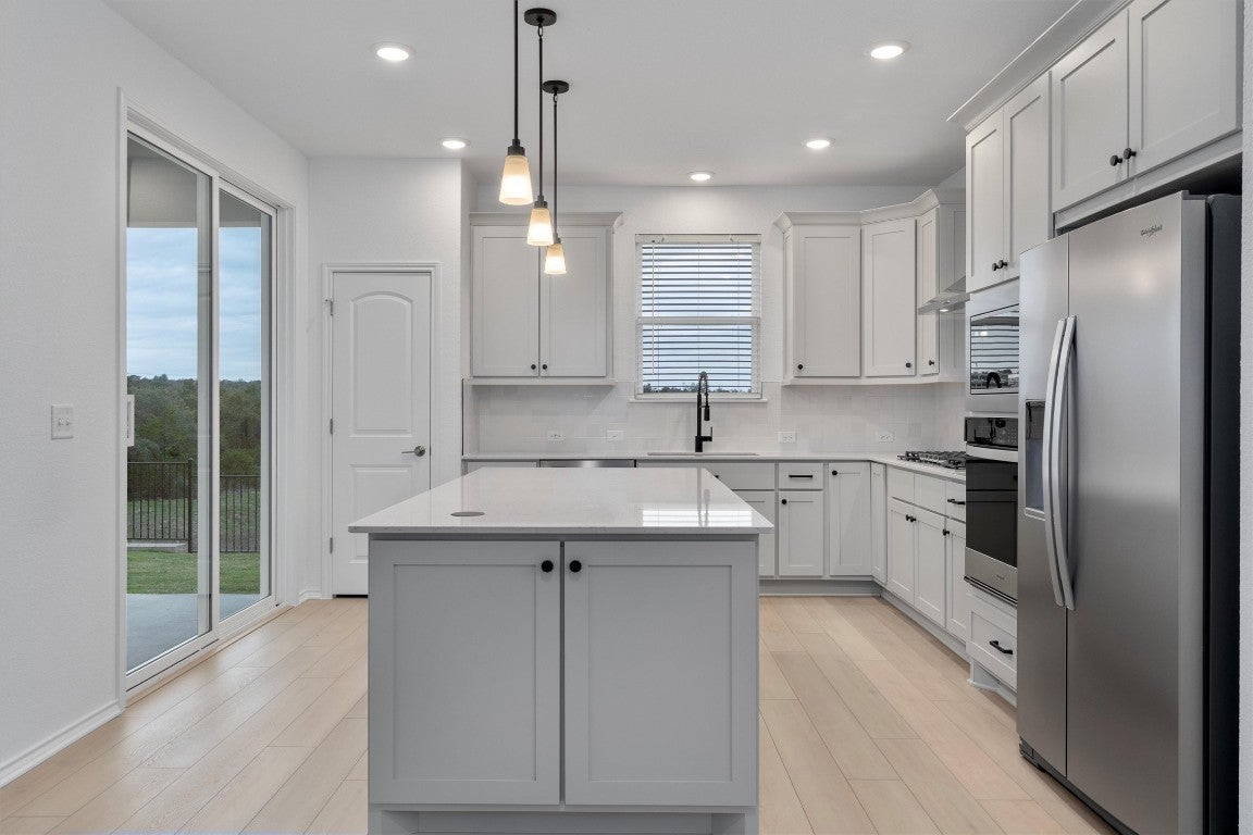 Photo of Listing #9889088