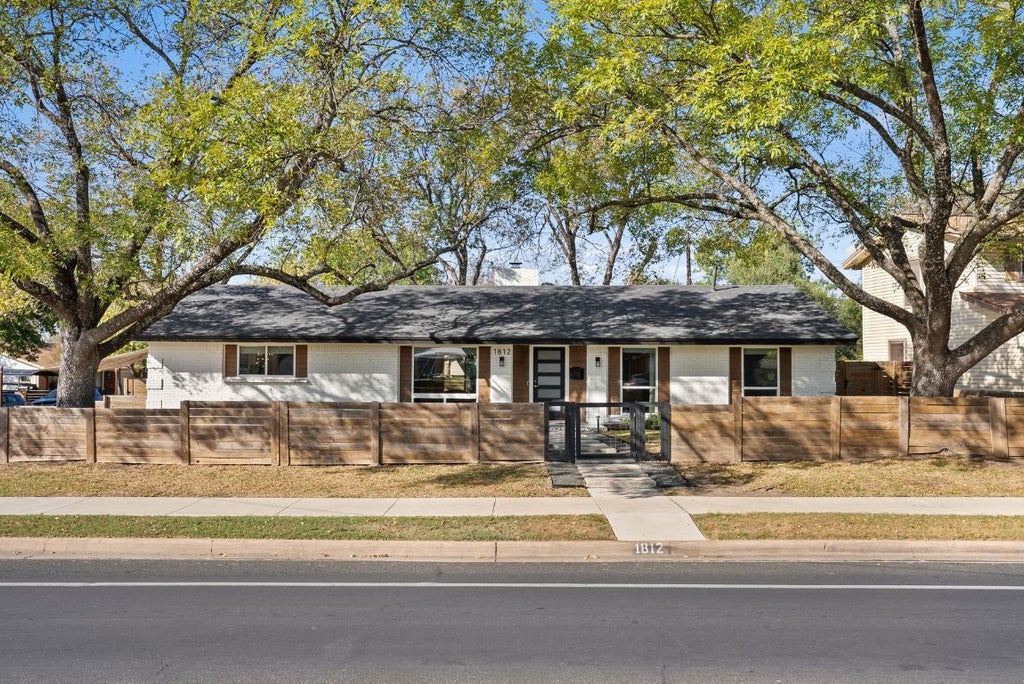 1812 Ohlen Road, Austin