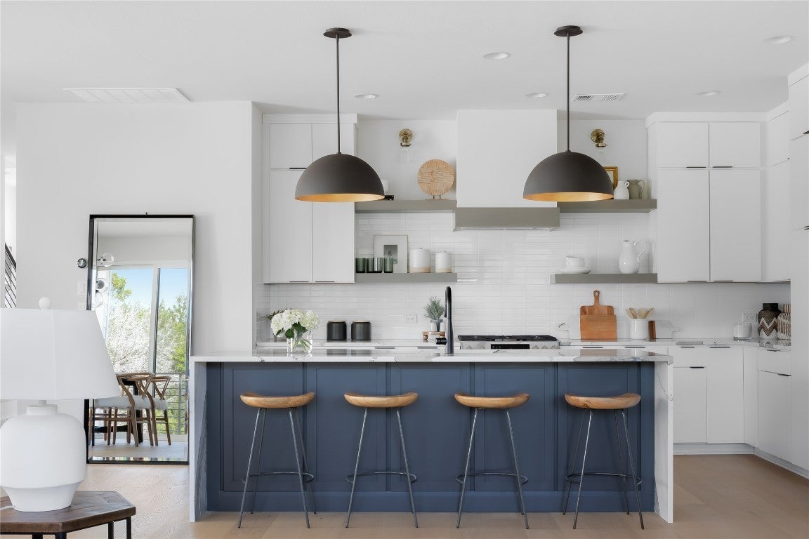 Photo of Listing #6090549