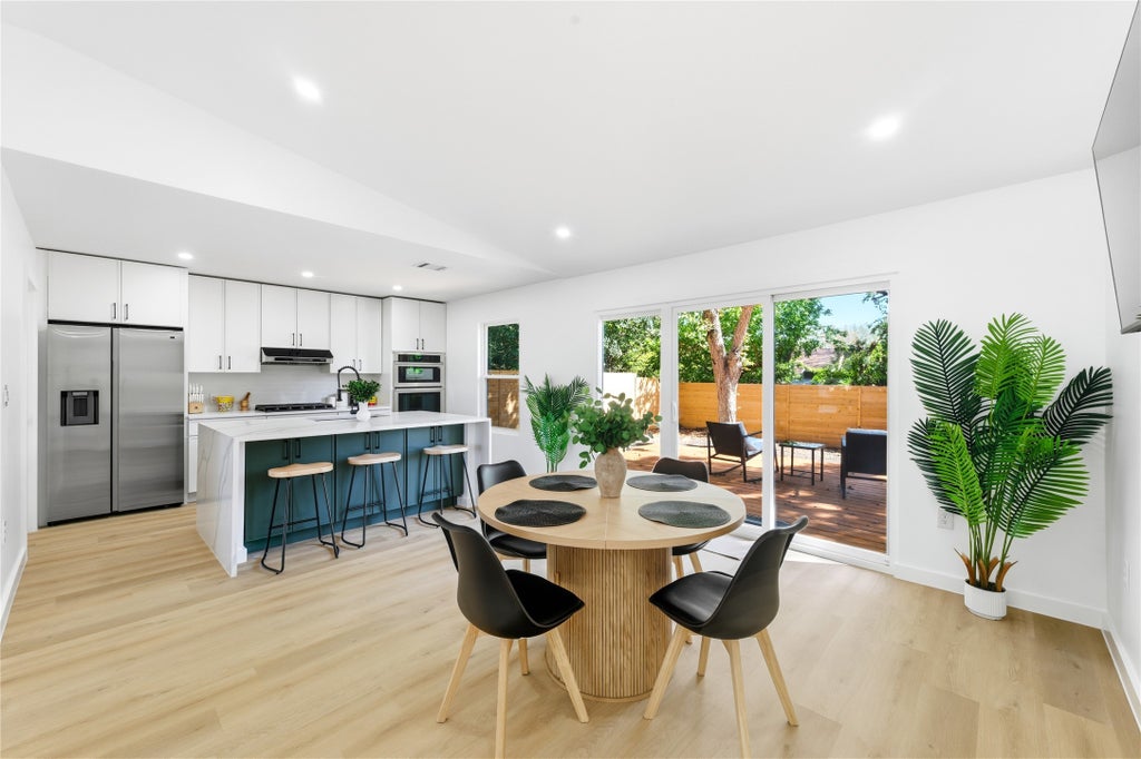 8411 Rockwood Lane, Austin