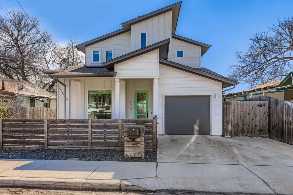 2315 Santa Maria Street, Austin