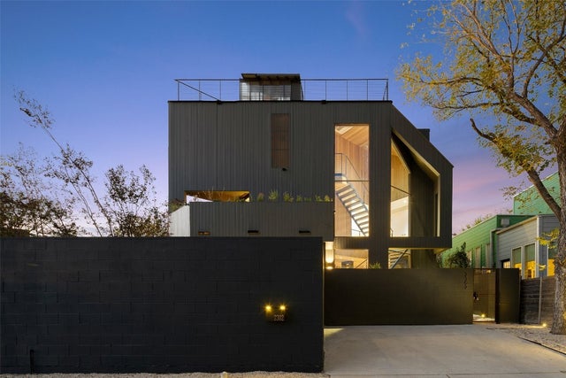 2302 E 11th Street, Austin