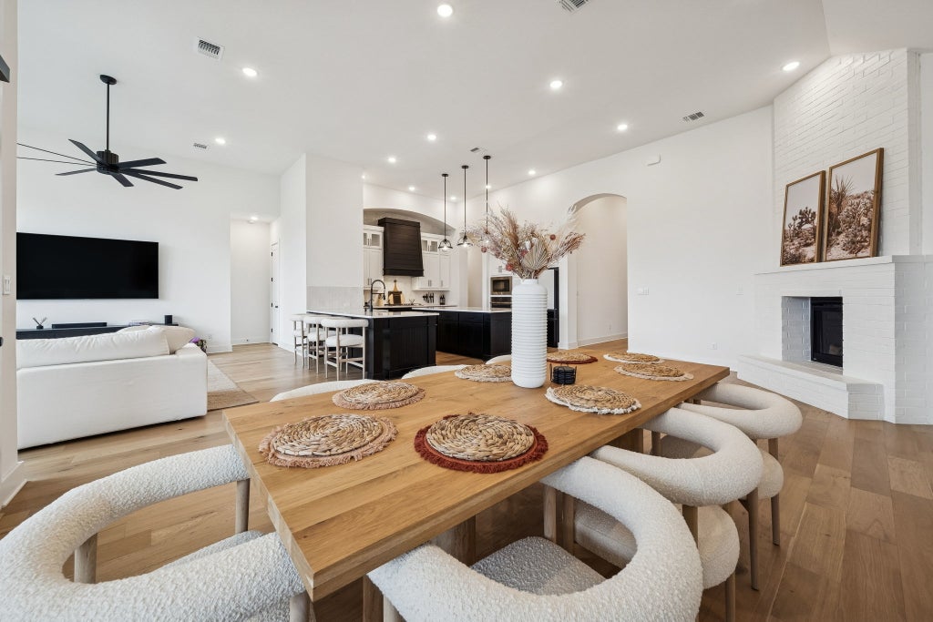 269 Iron Creek Way, Kyle