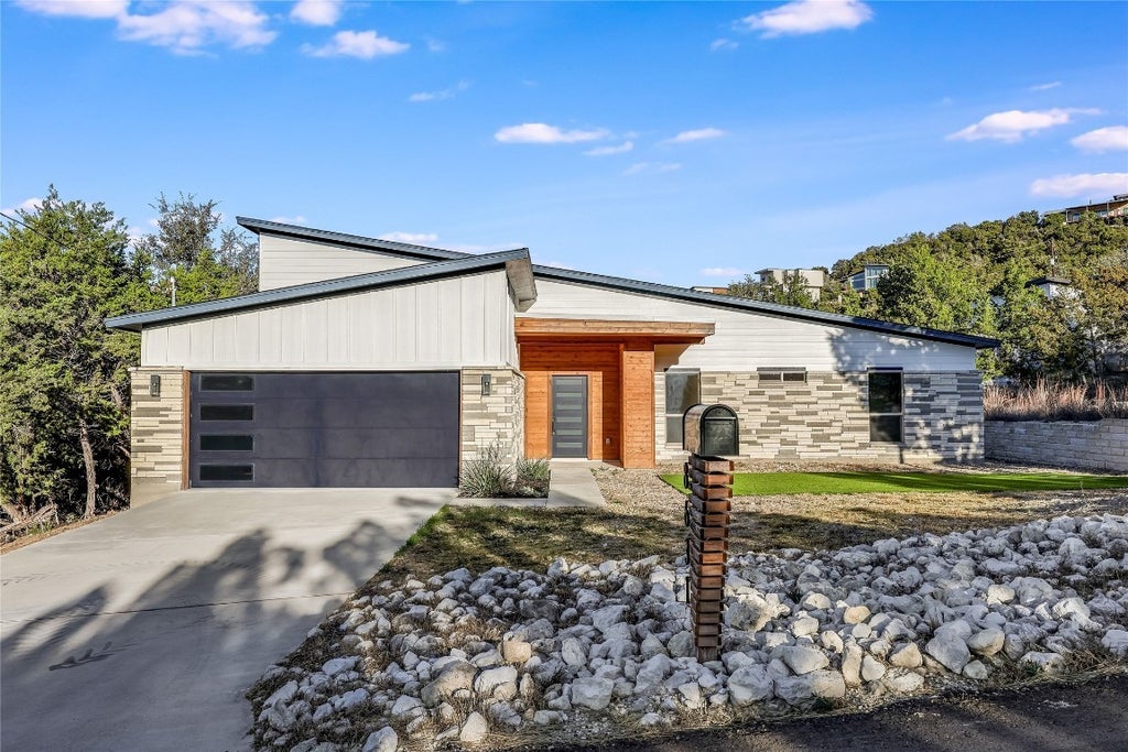 8631 Big Horn Circle, Lago Vista