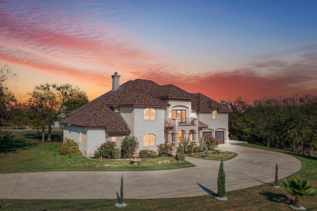 104 Spring Valley Street, Hutto