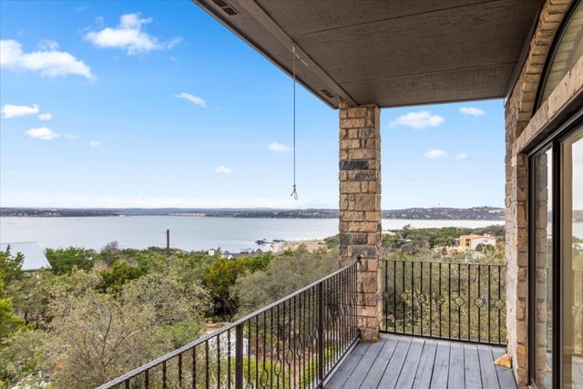 13816 Lake View Drive, Austin