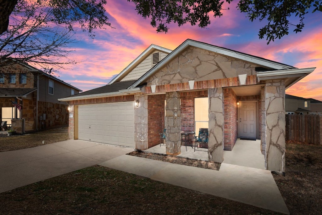 505 Aqua Bell Cove, Leander