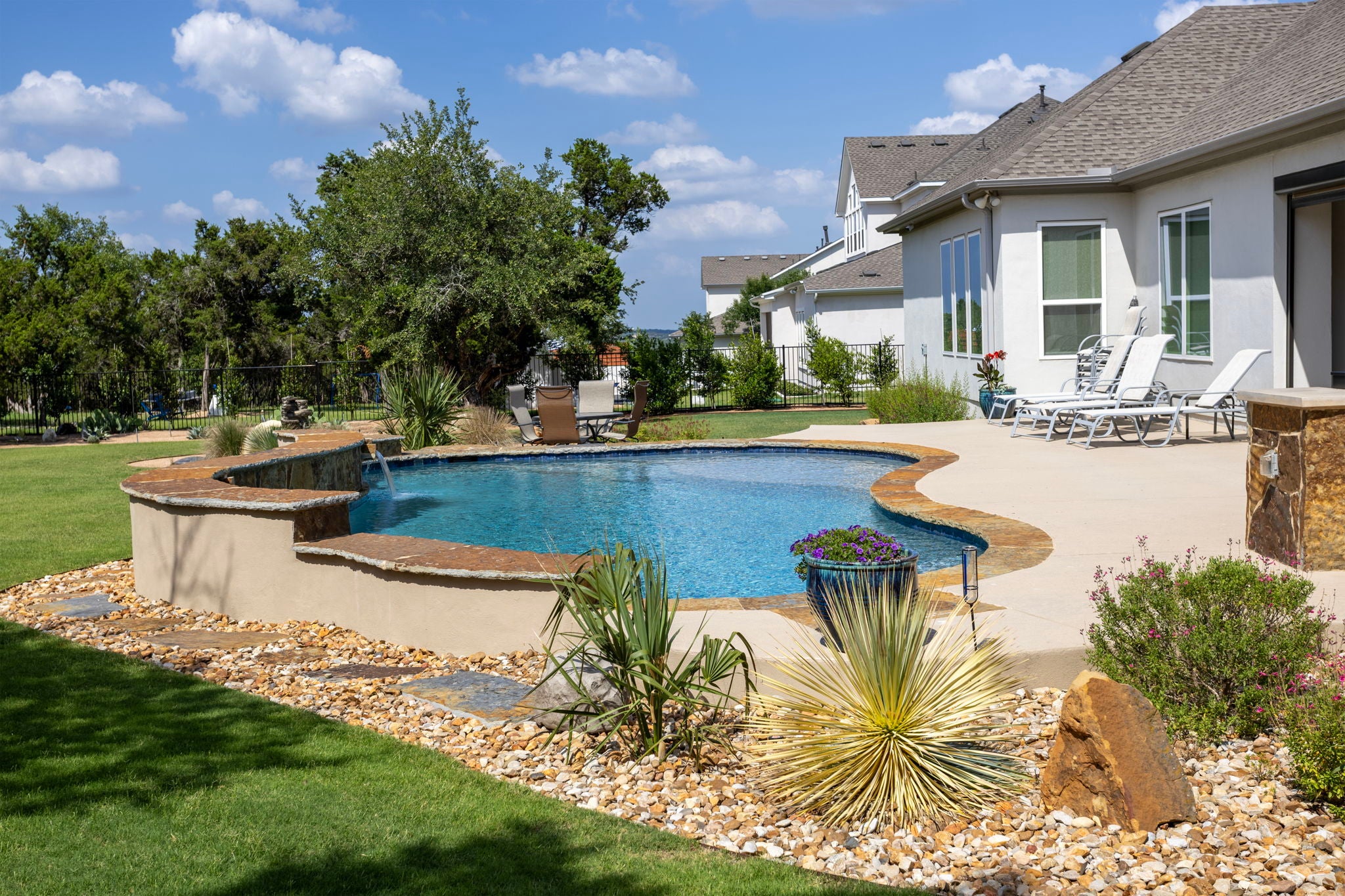 Photo of Listing #2042626