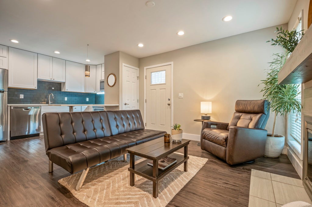 935 La Posada Drive 148, Austin