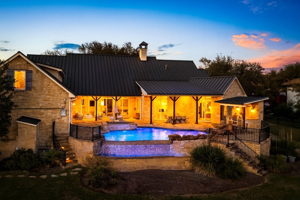 7825 Lynchburg Drive, Austin