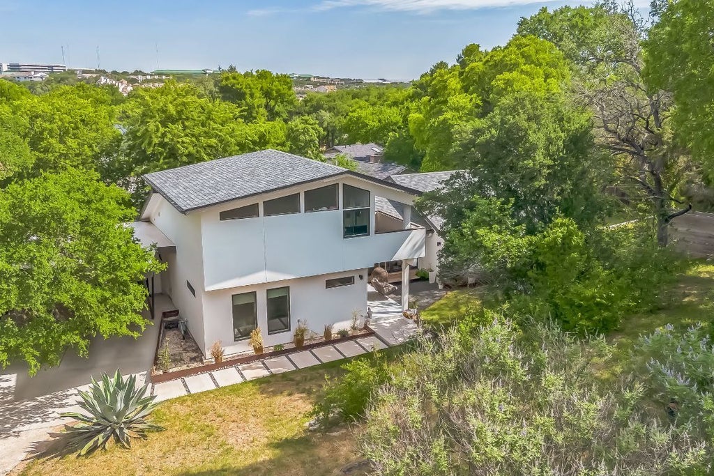 2502 Side Cove, Austin