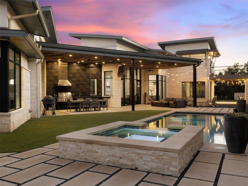 4220 Verano Drive, Austin