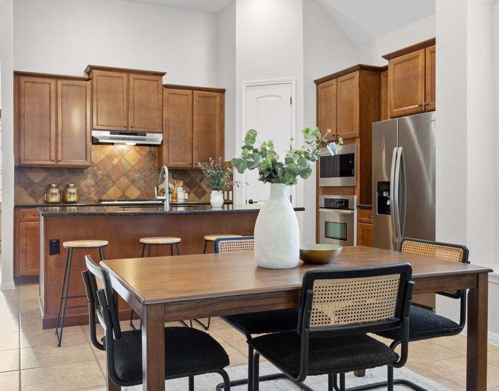 Photo of Listing #8733420