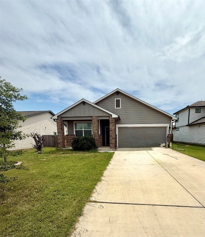604 Dove Trail, Bertram