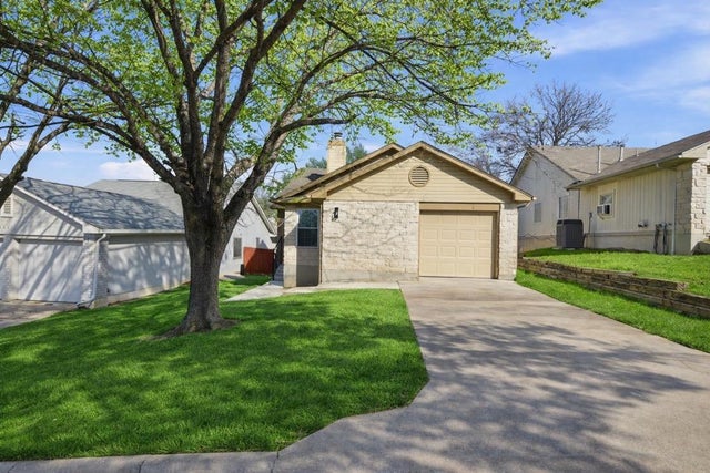 9019 Wellesley Drive, Austin