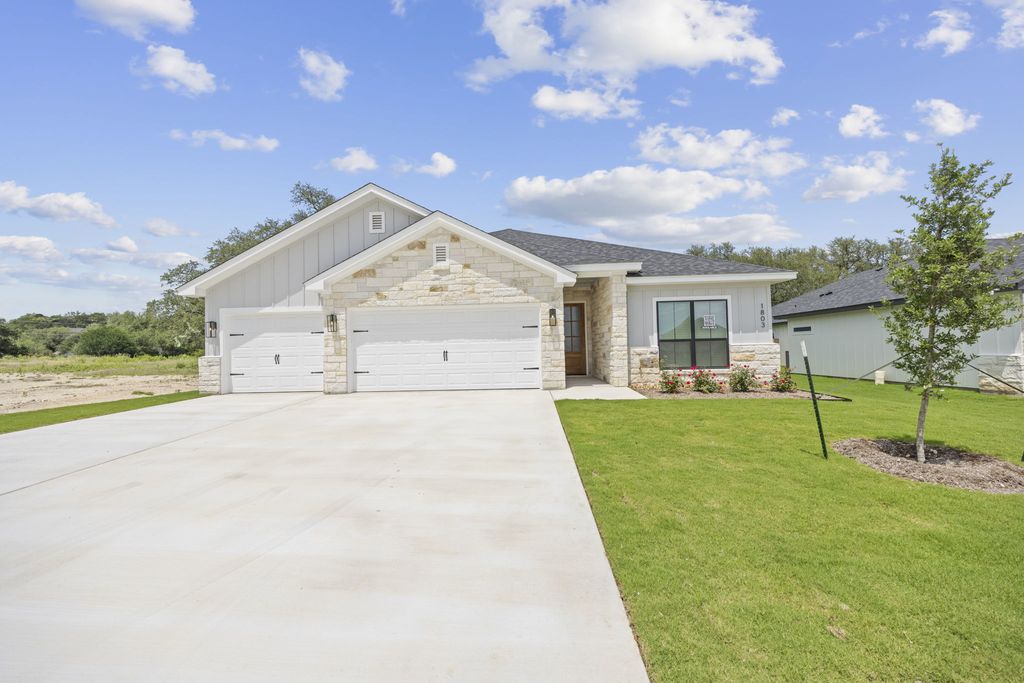 1803 Paint Horse Trail, Harker Heights