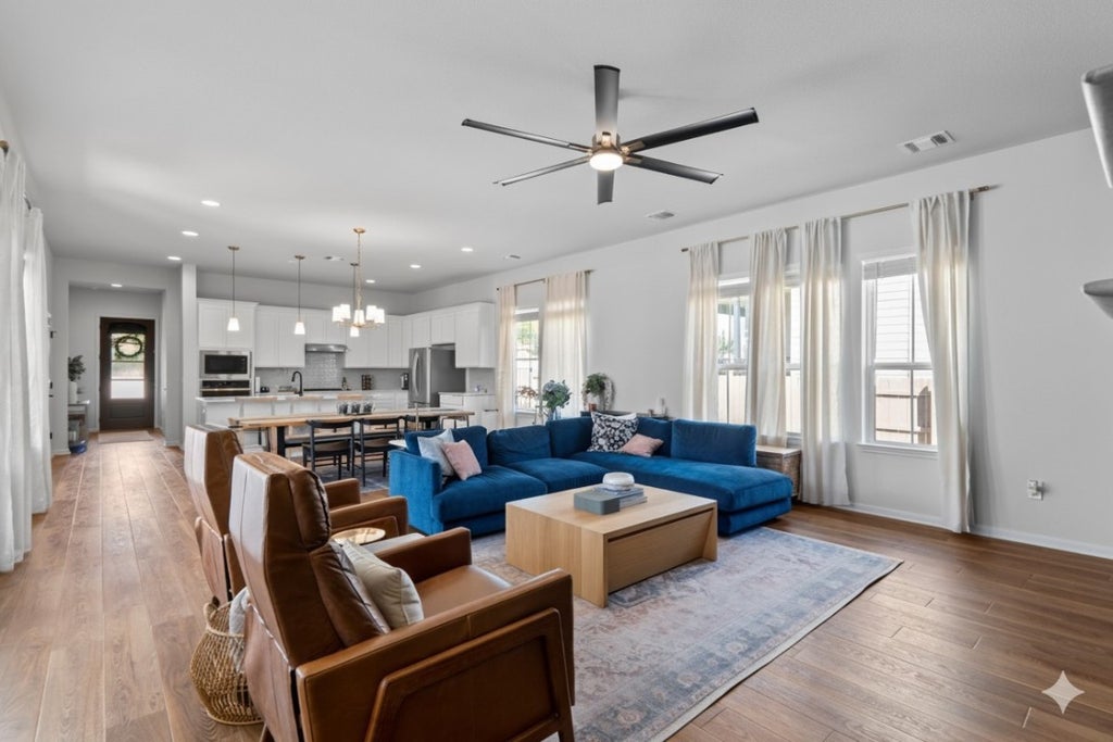 7812 Ella Lee Lane, Austin