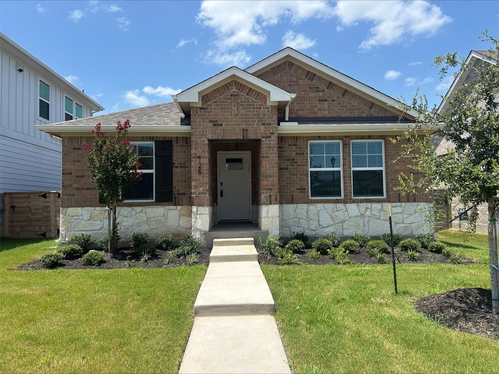 125 Zinnia Lane, Hutto