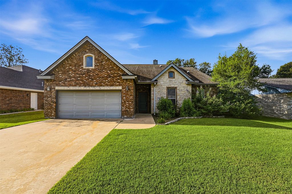 1338 Donovan Street, Gonzales