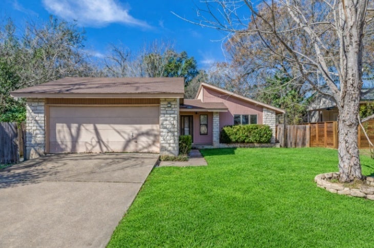 11400 Oak View Drive, Austin