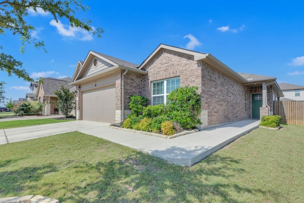 409 Red Matador Lane, Leander