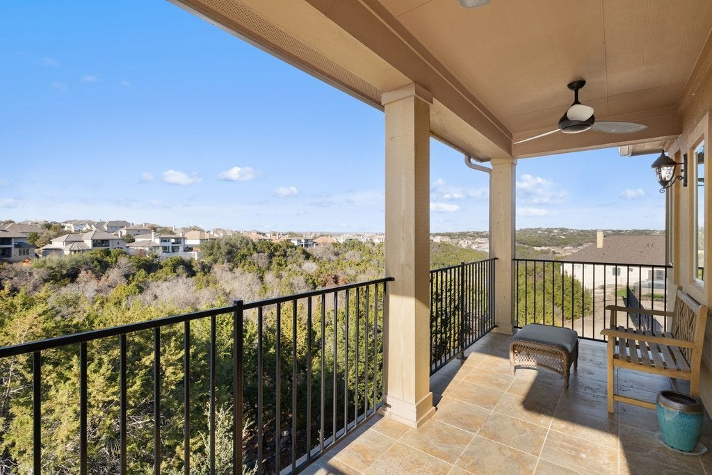 220 Tavish Trail, Lakeway