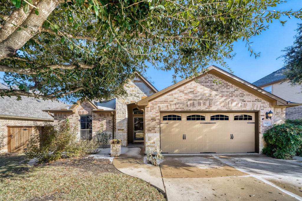 2431 Santa Barbara Loop, Round Rock