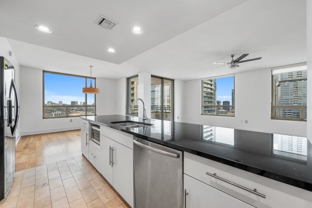 300 Bowie Street 2701, Austin